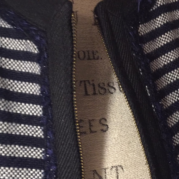 Like New, JCrew Blazer Size 4 - Picture 2 of 8